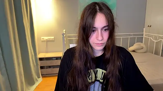 AliceKolltt online show from 06/29/26, 08:31