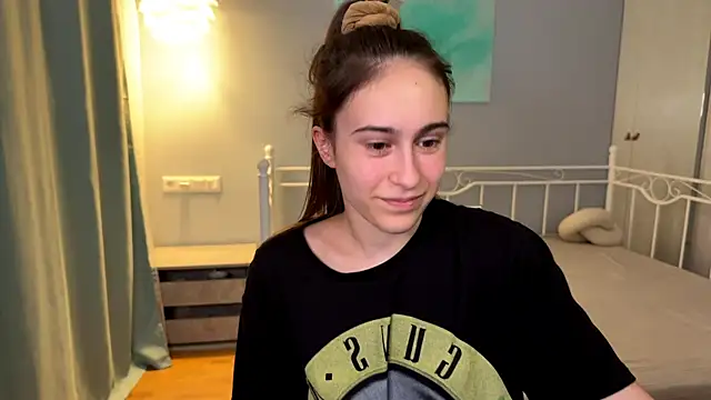 AliceKolltt online show from 07/02/26, 08:26