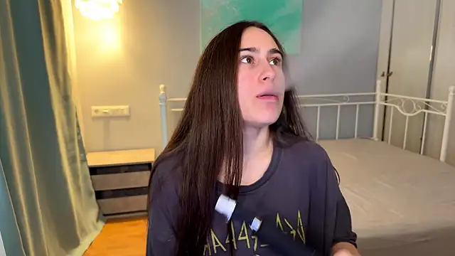 AliceKolltt online show from 07/20/26, 07:55
