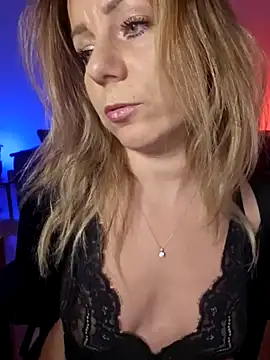 angela 88 online show from 01/09/25, 07:08