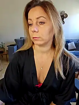 angela 88 online show from 01/15/25, 10:49