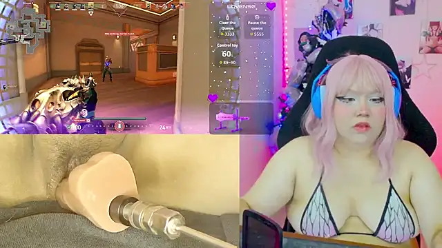 Snapshot of crystal7u7 chatting on 11/23/25, 06:52 crystal7u7 online show from 11/23/25, 06:52