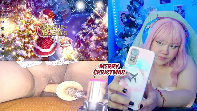 Snapshot of crystal7u7 chatting on 12/14/25, 05:18 crystal7u7 online show from 12/14/25, 05:18