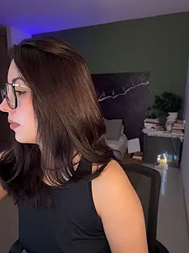 EmaSaenz online show from 06/20/26, 10:01