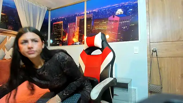 Snapshot of Kendall_Sophy chatting on 01/17/25, 07:16 Kendall Sophy online show from 01/17/25, 07:16