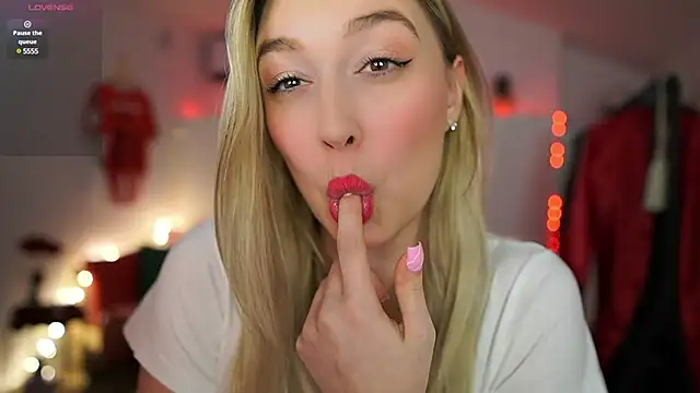 Alexis   Texas online show from 02/23/25, 08:00