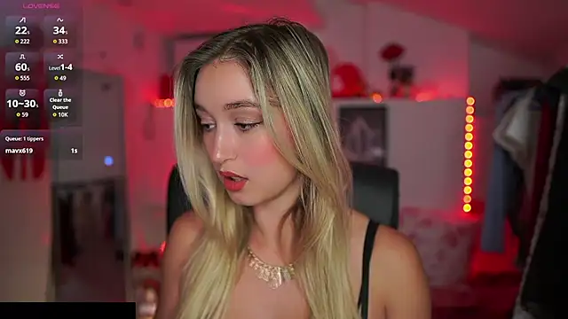 Alexis   Texas online show from 10/07/25, 01:08