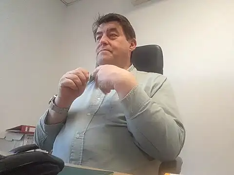 sympatrique online show from 02/18/25, 03:43