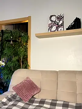 Snapshot of HumbleJess chatting on 09/13/25, 06:08 HumbleJess online show from 09/13/25, 06:08