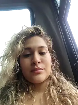 Sara smiiith211 online show from 01/25/25, 09:25