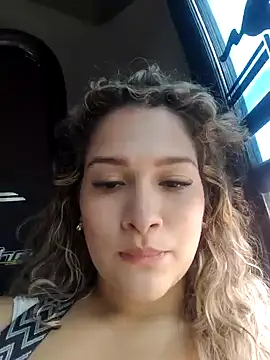 Sara smiiith211 online show from 02/07/25, 09:04