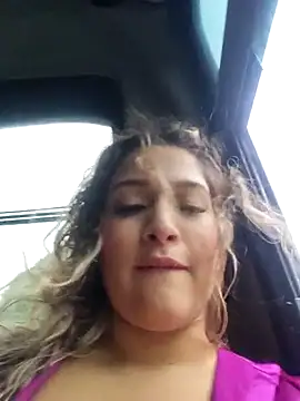 Sara smiiith211 online show from 03/08/25, 10:56