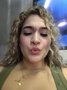 Snapshot of Sara_smiiith211 chatting on 01/08/26, 11:29 Sara smiiith211 online show from 01/08/26, 11:29