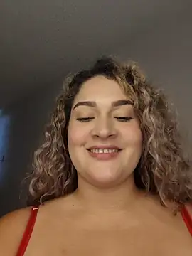 Snapshot of Sara_smiiith211 chatting on 03/08/26, 03:38 Sara smiiith211 online show from 03/08/26, 03:38
