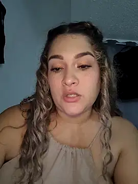 Snapshot of Sara_smiiith211 chatting on 03/13/26, 03:24 Sara smiiith211 online show from 03/13/26, 03:24