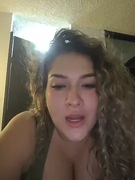 Snapshot of Sara_smiiith211 chatting on 05/20/26, 02:07 Sara smiiith211 online show from 05/20/26, 02:07