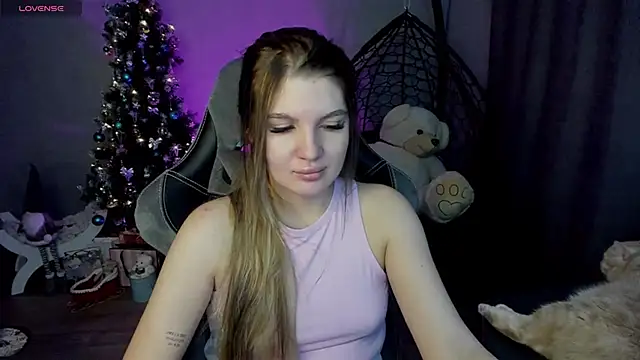 lily williamss online show from 12/17/24, 03:06