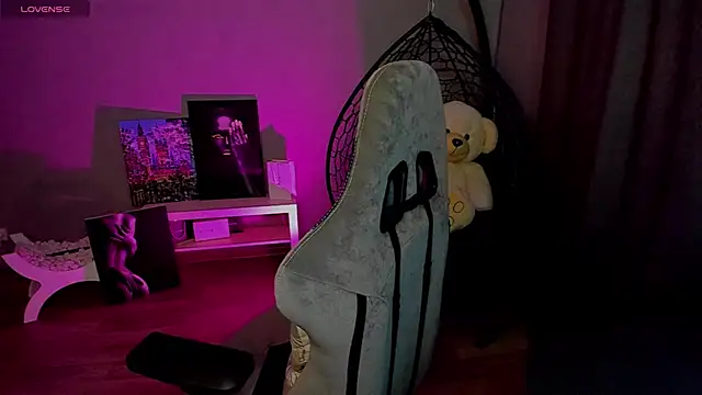 lily williamss online show from 01/23/25, 03:05