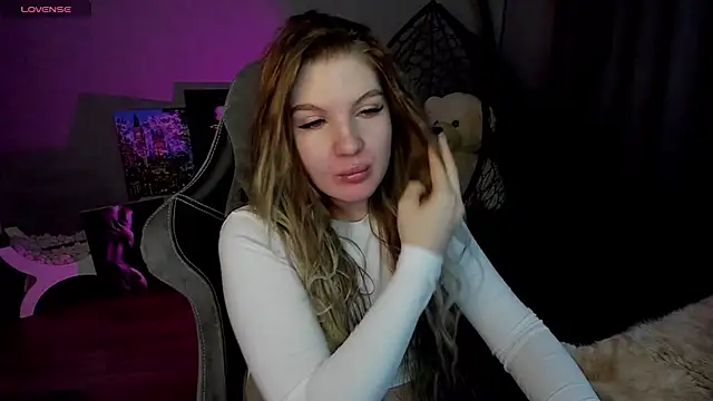 lily williamss online show from 01/24/25, 12:31