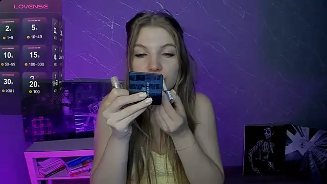 lily williamss online show from 07/21/26, 11:51