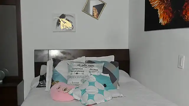 EmilyPeytonn online show from 01/15/25, 11:00