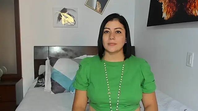 EmilyPeytonn online show from 01/15/25, 08:26