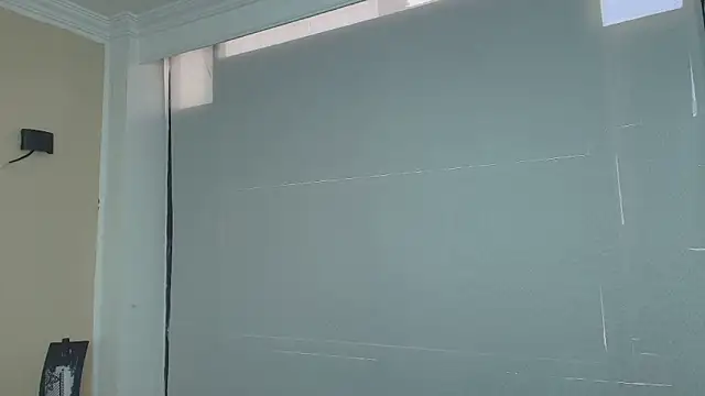 Snapshot of Ambarross chatting on 09/26/25, 07:18 Ambarross online show from 09/26/25, 07:18