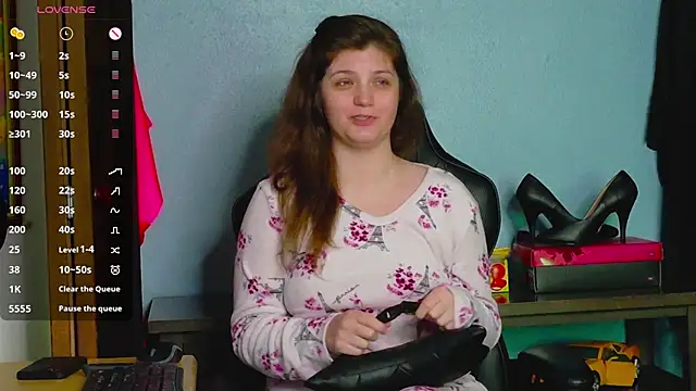 Snapshot of TreeJeanne chatting on 11/04/25, 02:54 TreeJeanne online show from 11/04/25, 02:54