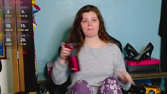 Snapshot of TreeJeanne chatting on 11/10/25, 01:15 TreeJeanne online show from 11/10/25, 01:15