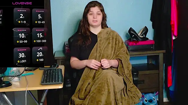 Snapshot of TreeJeanne chatting on 11/17/25, 02:17 TreeJeanne online show from 11/17/25, 02:17