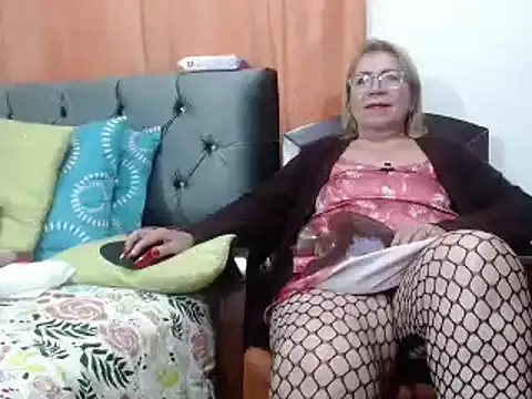 VivianamMilf online show from 12/15/24, 09:20