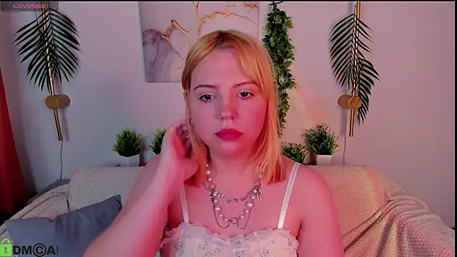 Stacy Luv online show from 11/12/25, 09:53