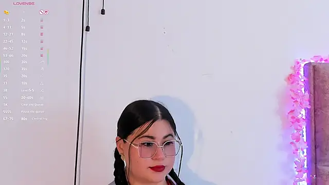 miahkumar online show from 06/13/26, 07:34