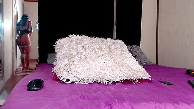 Snapshot of Demyraii chatting on 01/09/25, 03:15 Demyraii online show from 01/09/25, 03:15