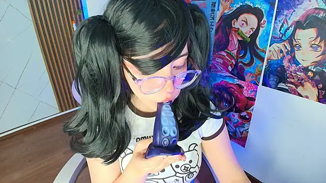 Snapshot of Purplee_Baby chatting on 11/04/25, 11:53 Purplee Baby online show from 11/04/25, 11:53