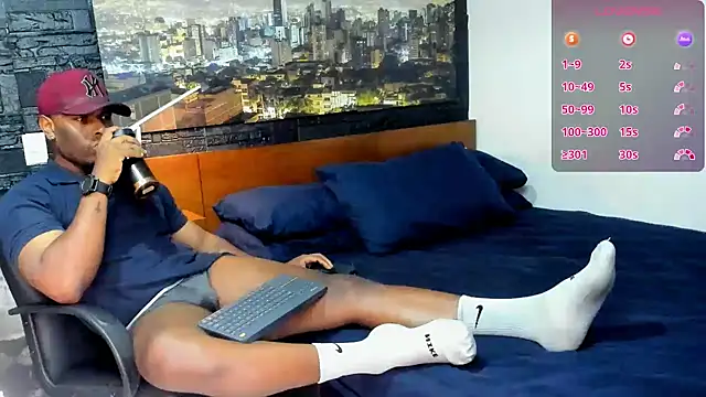 thomas santtos1 online show from 02/14/25, 12:57