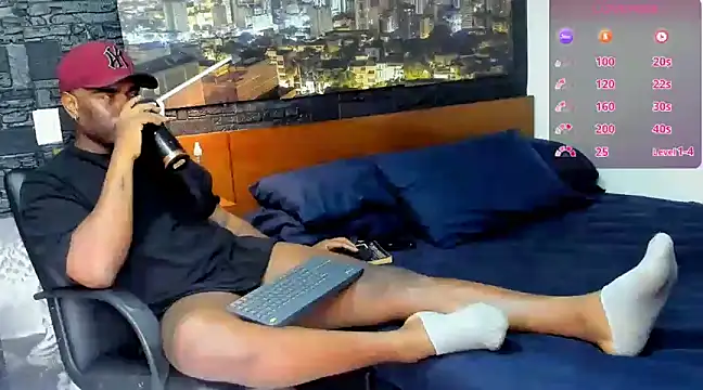 thomas santtos1 online show from 02/22/25, 12:19