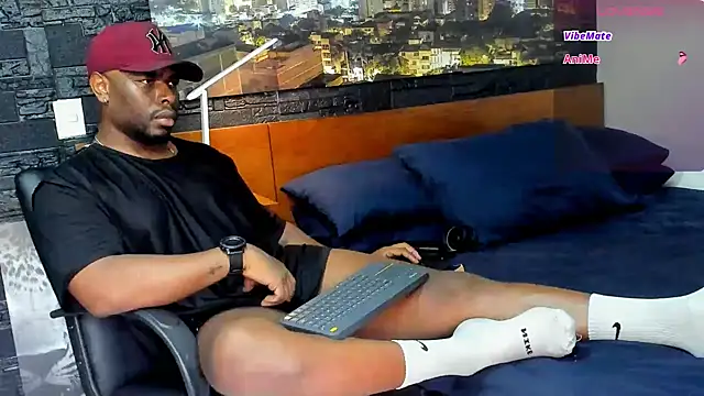 thomas santtos1 online show from 03/03/25, 01:31