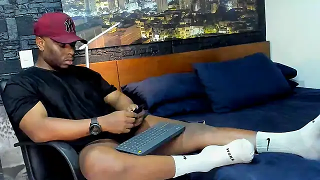 thomas santtos1 online show from 03/11/25, 08:42