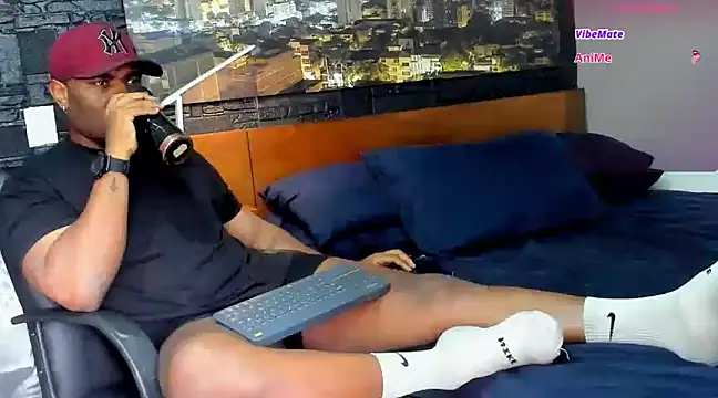 thomas santtos1 online show from 03/14/25, 01:35