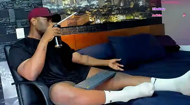 thomas santtos1 online show from 03/17/25, 01:08