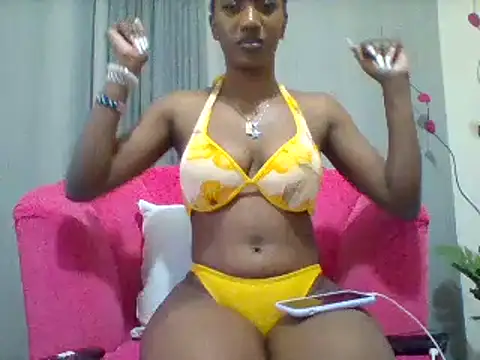 Snapshot of Queeen_model chatting on 01/25/25, 03:20 Queeen model online show from 01/25/25, 03:20