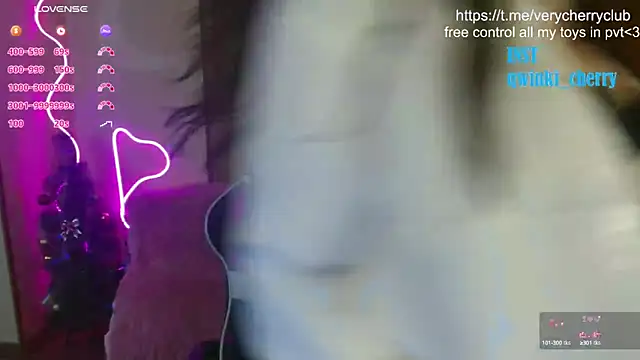 cherry crushhh online show from 01/30/25, 05:52