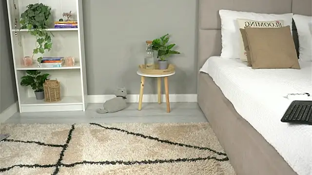 JuliaRichard online show from 07/10/26, 10:07
