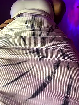 Cherrytowild online show from 09/13/25, 04:51