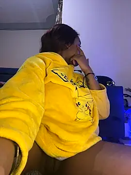 Cherrytowild online show from 11/13/25, 06:29