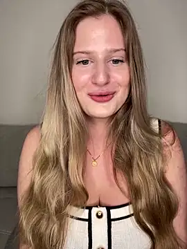 Busty-Ellie online show from 04/01/26, 04:04
