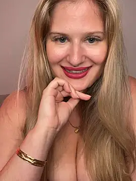 Busty-Ellie online show from 06/13/26, 05:44