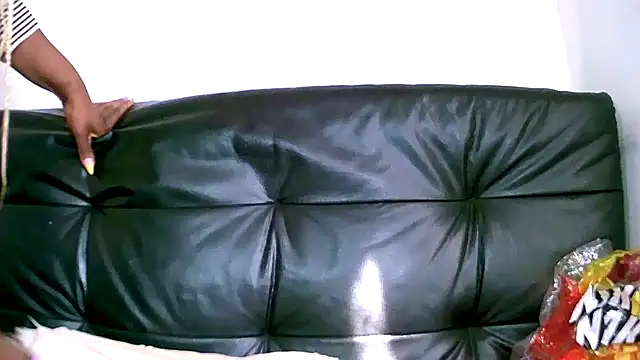 Bustypillows online show from 01/30/25, 01:21