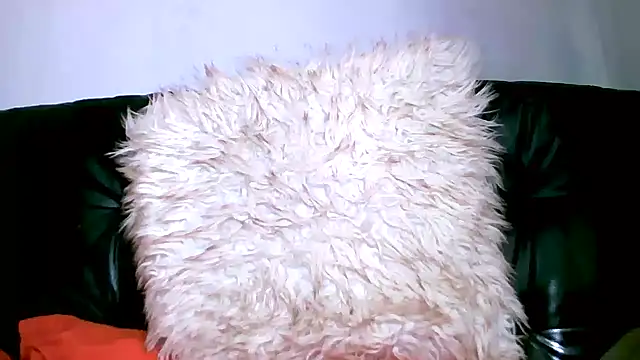 Bustypillows online show from 02/26/25, 01:19